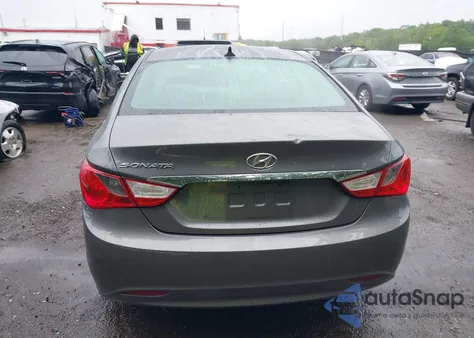 2012 Hyundai Sonata Gls z USA, uszkodzony, nr VIN 5NPEB4AC2CH327233